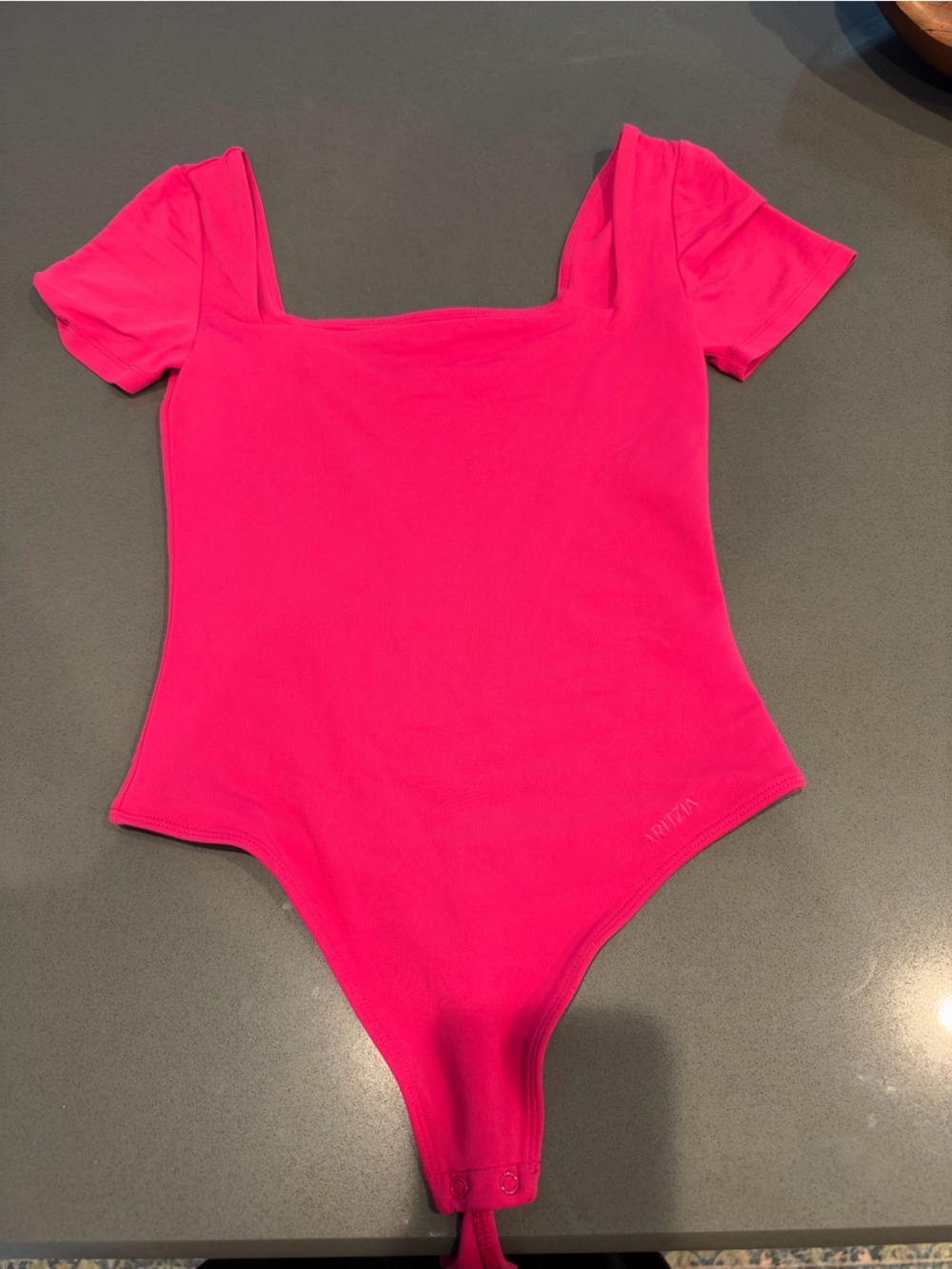 Aritzia Contour pink body suit size Small